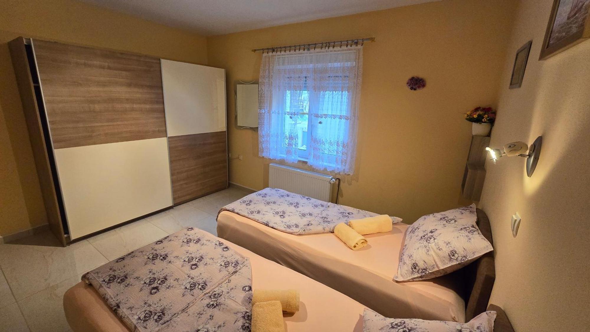 Apartmani Plavsic Novi Vinodolski Extérieur photo