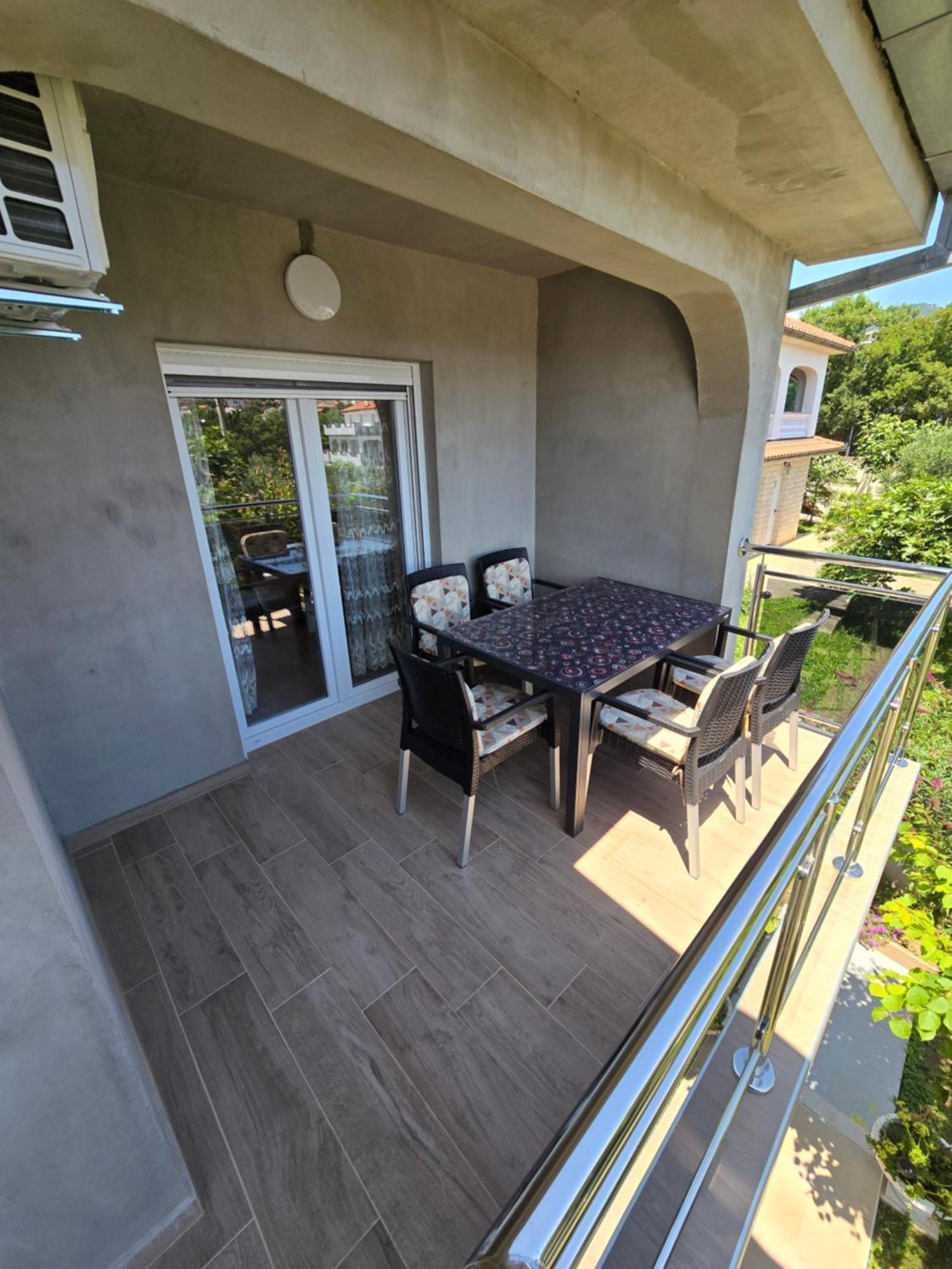 Apartmani Plavsic Novi Vinodolski Extérieur photo